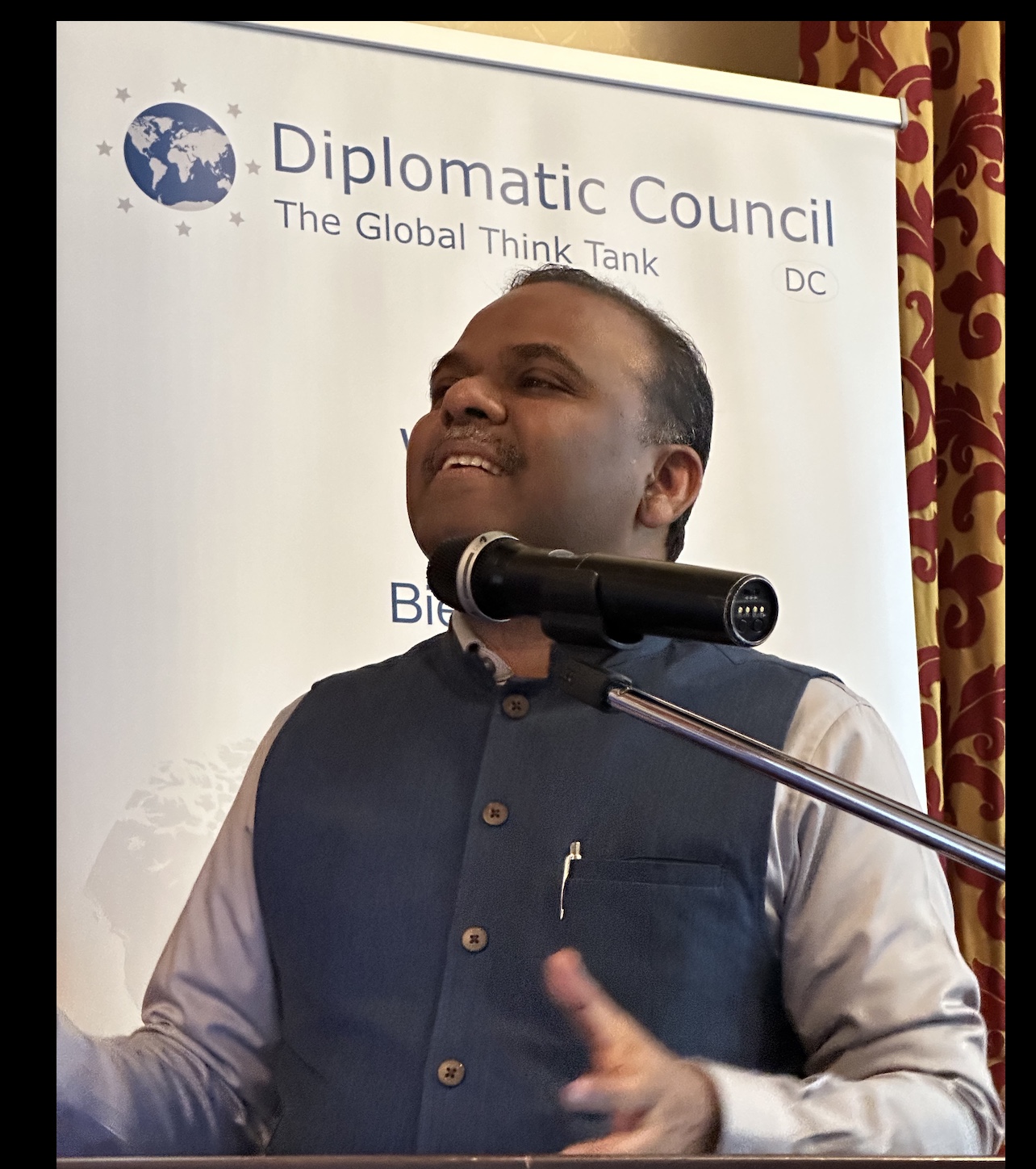 Generalkonsul M.S. Mubarak 