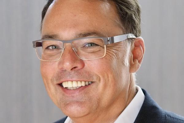 Dr. Harald Schönfeld