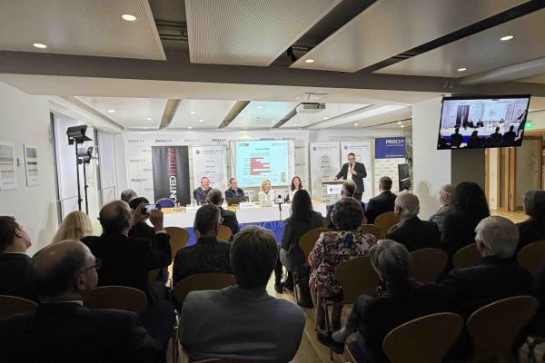 Dr. Harald Schönfeld